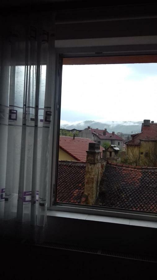 Alexandra 'S Studio Apartment Brasov Exterior photo